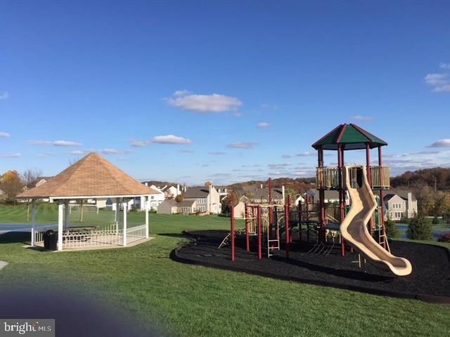 1914 CAVALIER LN, Chester Springs, PA 19425