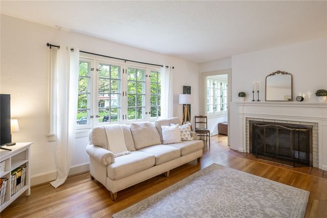 230 Volusia Avenue, Oakwood, OH 45409