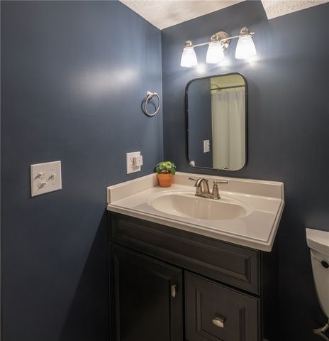 230 Volusia Avenue, Oakwood, OH 45409