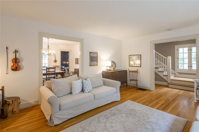 230 Volusia Avenue, Oakwood, OH 45409