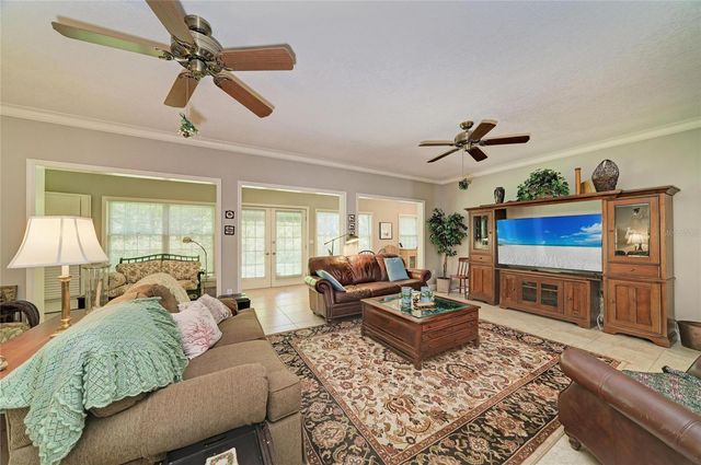 3706 AVENIDA MADERA, Bradenton, FL 34210