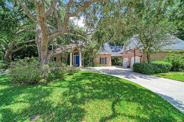 3706 AVENIDA MADERA, Bradenton, FL 34210