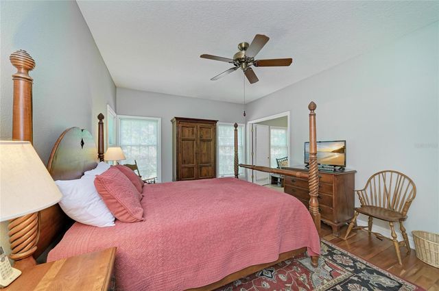 3706 AVENIDA MADERA, Bradenton, FL 34210