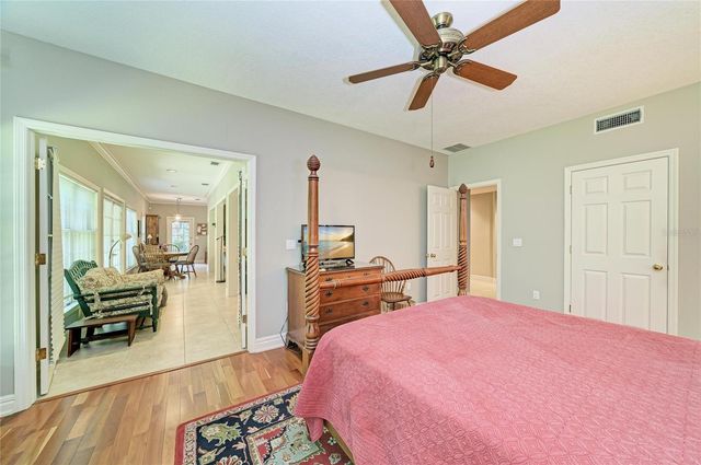 3706 AVENIDA MADERA, Bradenton, FL 34210