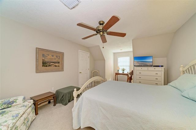3706 AVENIDA MADERA, Bradenton, FL 34210
