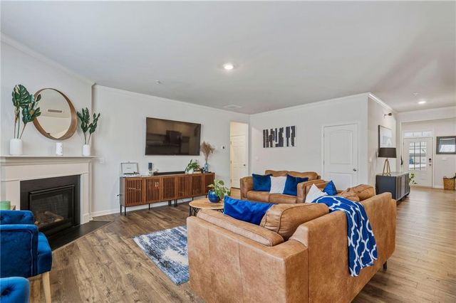 825 Athena Bend, Fairburn, GA 30213