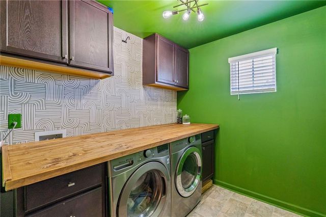 825 Athena Bend, Fairburn, GA 30213