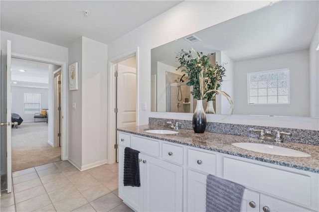 825 Athena Bend, Fairburn, GA 30213