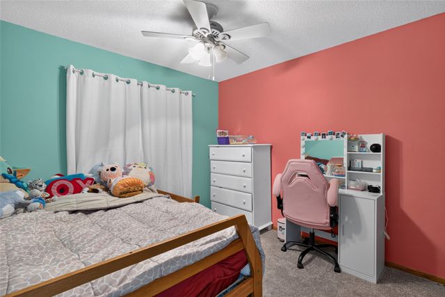526 NE 56th Street, Pleasant Hill, IA 50327