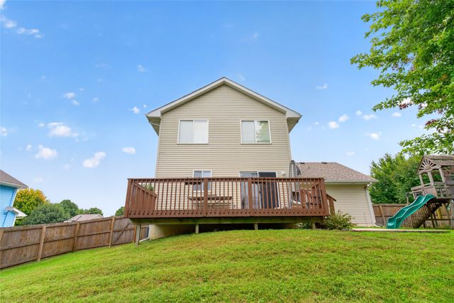 526 NE 56th Street, Pleasant Hill, IA 50327