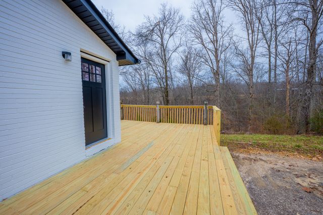 622 Beech St, Centerville, TN 37033