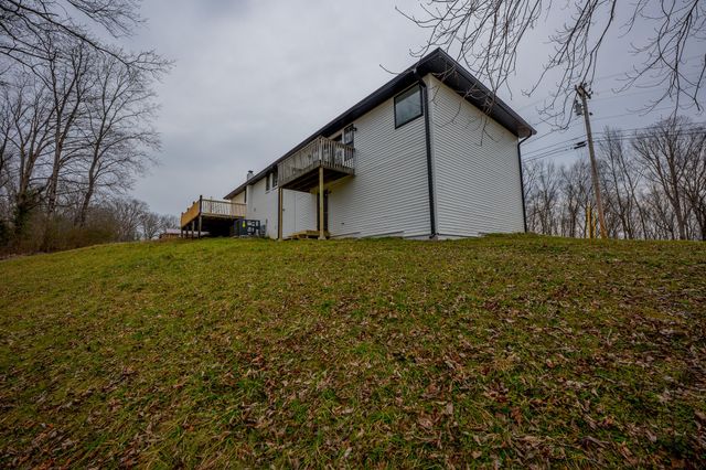 622 Beech St, Centerville, TN 37033