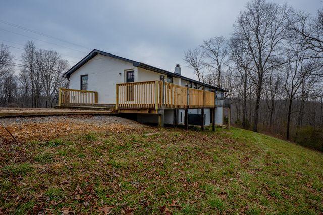 622 Beech St, Centerville, TN 37033