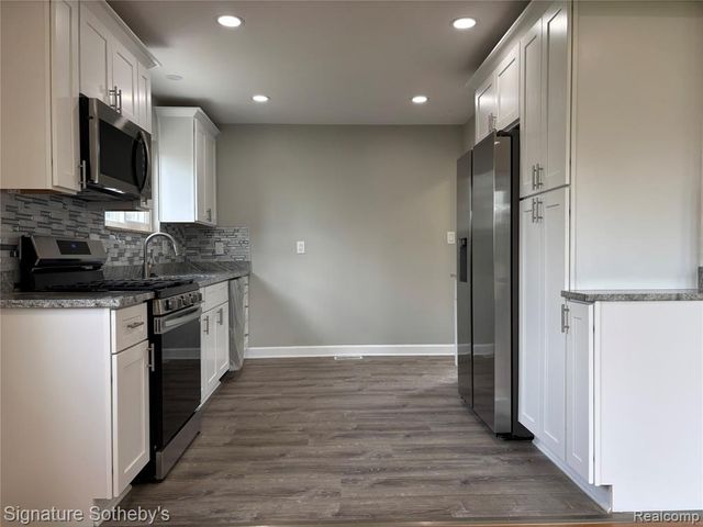3170 Southfield Road, Dearborn, MI 48124