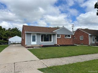 3170 Southfield Road, Dearborn, MI 48124