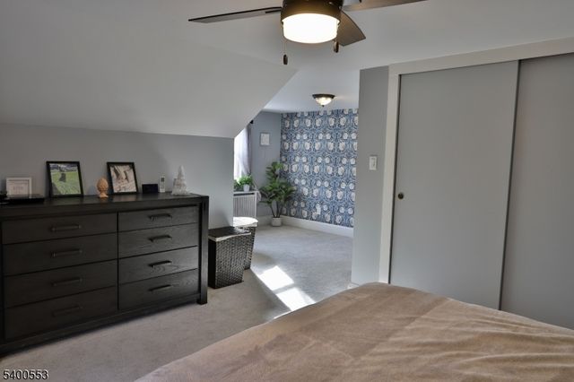 220 Oak Grove Rd, Franklin Twp., NJ 08867