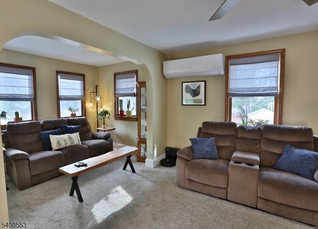 220 Oak Grove Rd, Franklin Twp., NJ 08867