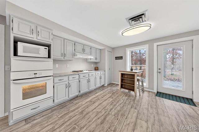 17494 Hickory Lick Road, Wright City, MO 63390