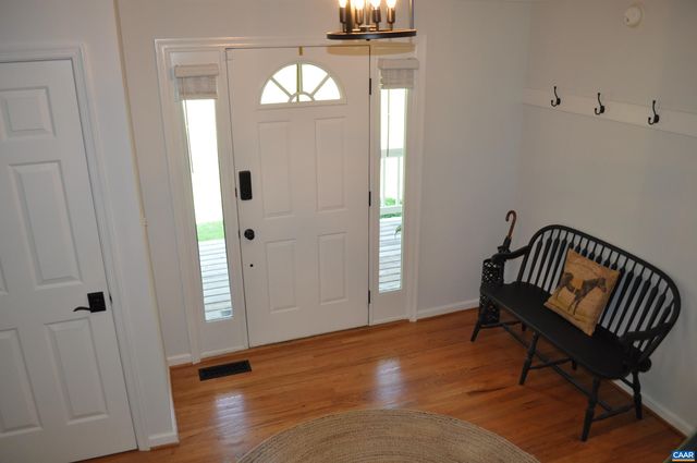 3257 MARTIN KINGS RD, Charlottesville, VA 22902
