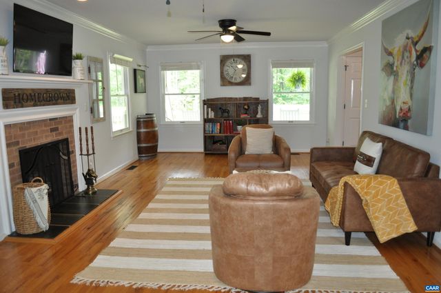 3257 MARTIN KINGS RD, Charlottesville, VA 22902