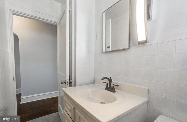 15 E GRIFFITH ST, Penns Grove, NJ 08069