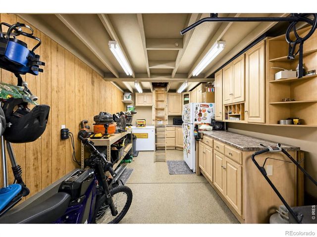 1421 Rustic Drive, Longmont, CO 80504