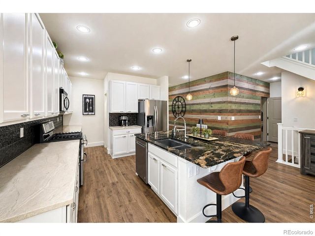 1421 Rustic Drive, Longmont, CO 80504