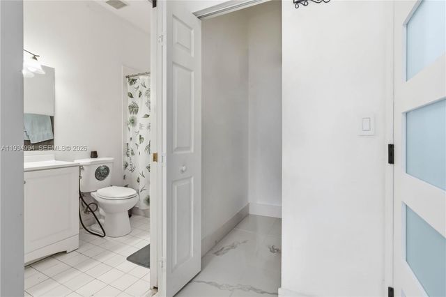 64 SW 15th Ter, Homestead, FL 33030