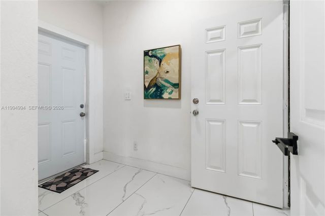 64 SW 15th Ter, Homestead, FL 33030