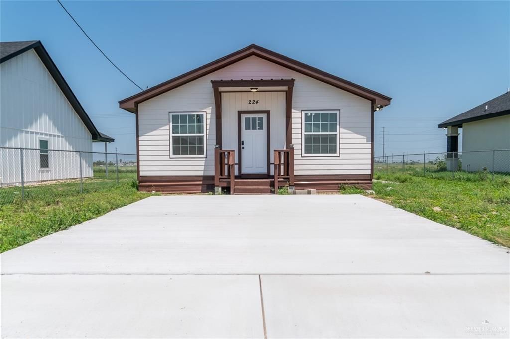 224 Contento Avenue, Donna, TX 78537