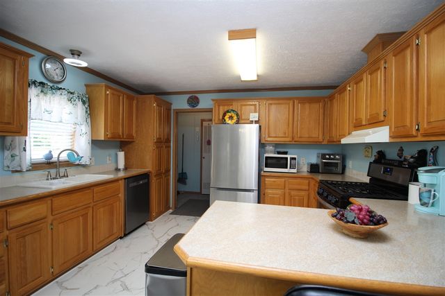 823 Raisin River Road, Three Rivers, MI 49093