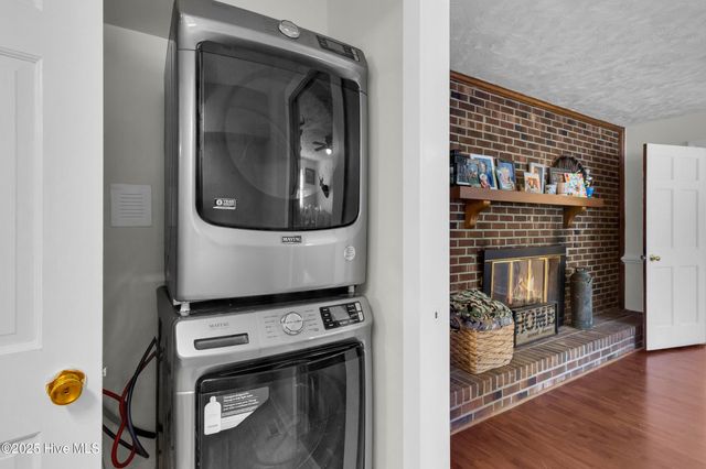 605 River Road, New Bern, NC 28562