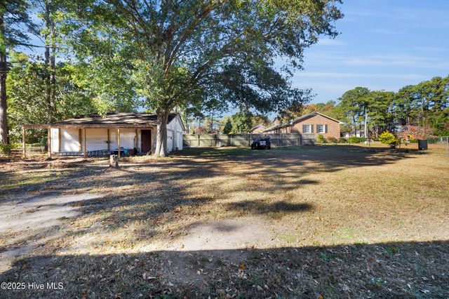 605 River Road, New Bern, NC 28562