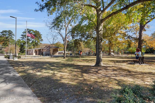 605 River Road, New Bern, NC 28562