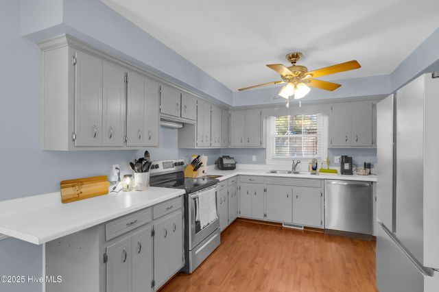 605 River Road, New Bern, NC 28562