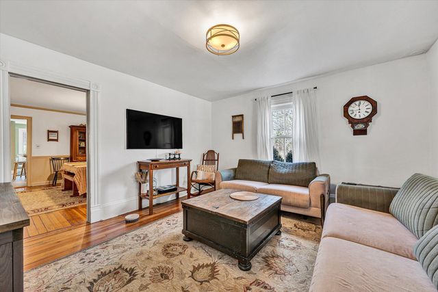 8340 Poplar Springs LN, Roanoke, VA 24018