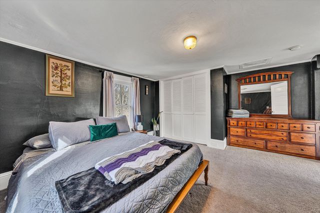 8340 Poplar Springs LN, Roanoke, VA 24018