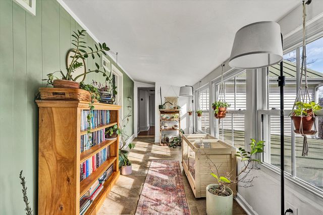 8340 Poplar Springs LN, Roanoke, VA 24018