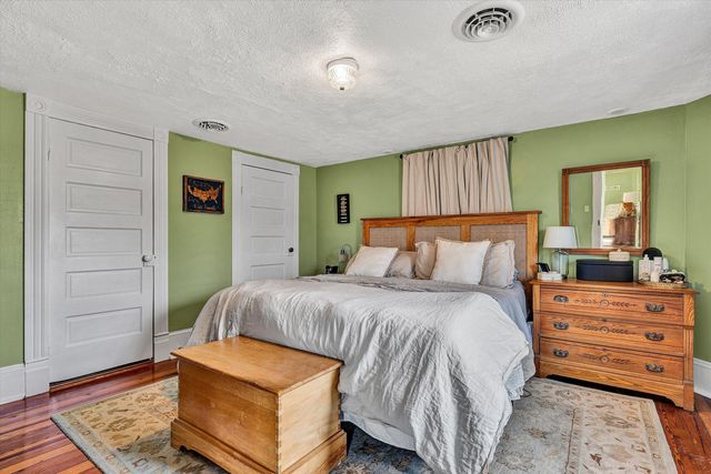 8340 Poplar Springs LN, Roanoke, VA 24018