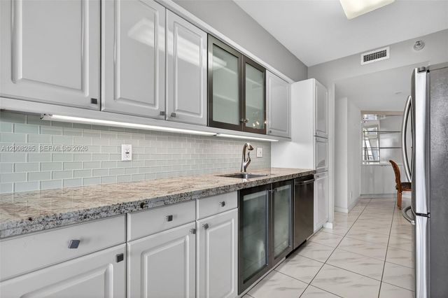 3640 Yacht Club Dr 1602, Aventura, FL 33180