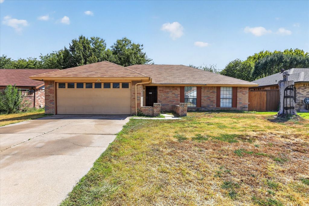 2413 Channing Drive, Grand Prairie, TX 75052 — exterior