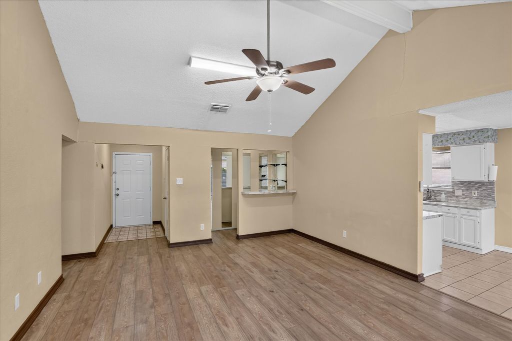 2413 Channing Drive, Grand Prairie, TX 75052 — photo 4