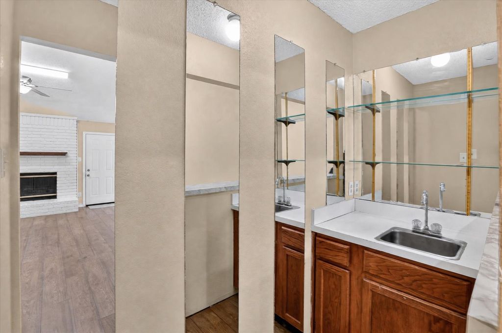 2413 Channing Drive, Grand Prairie, TX 75052 — photo 5