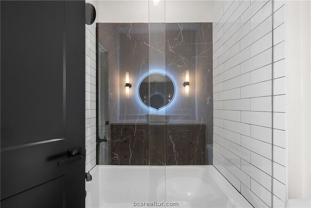 2539 East Villa Maria Road 1101 A, Bryan, TX 77802