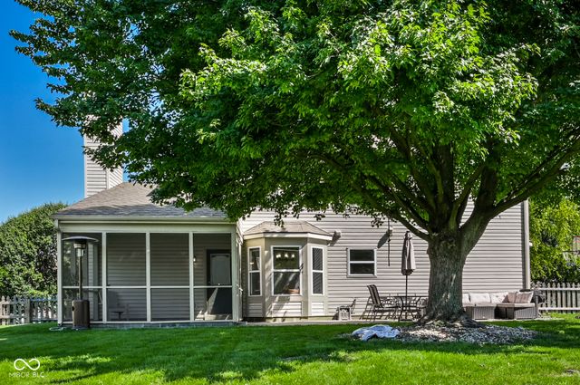 1213 Barrington Drive, Greenwood, IN 46143