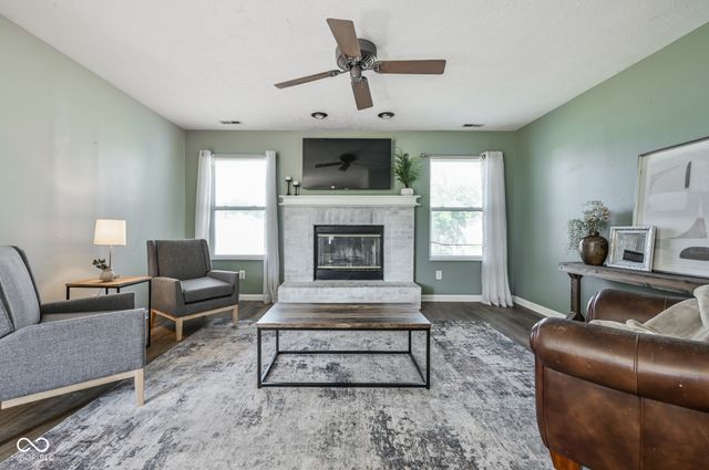 1213 Barrington Drive, Greenwood, IN 46143