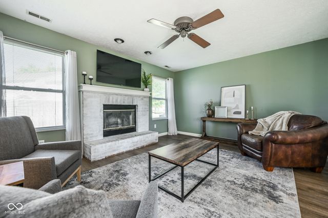 1213 Barrington Drive, Greenwood, IN 46143