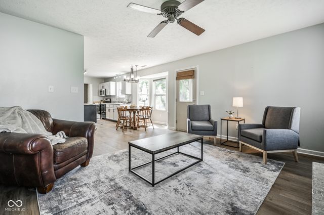 1213 Barrington Drive, Greenwood, IN 46143