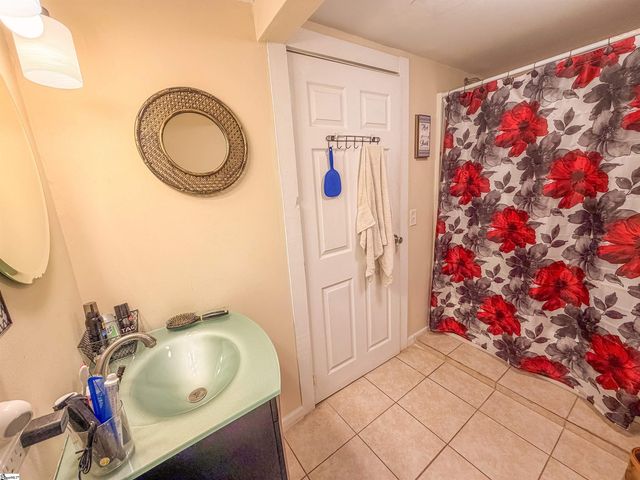 106 S Green St Unit B Unit A, Williamston, SC 29697