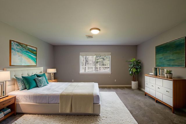 16337 Lava Drive, La Pine, OR 97739